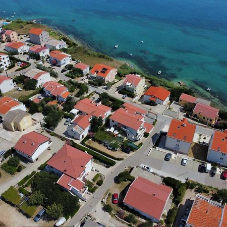 Apartments Anastazija Pag Town Exterior photo